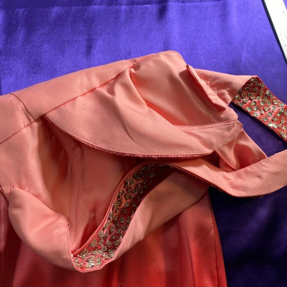 📌 Stunning Unique tailored Sexy Prom - Evening - Formal - Ball Dress / Beading - Picture 15 of 16